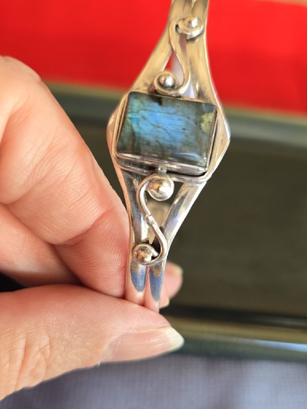 Boho Artisan Sterling Silver 925 Labradorite Cuff Bracelet - Picture 11 of 16
